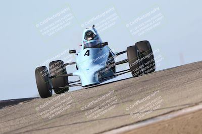 media/Oct-26-2025-CalClub SCCA (Sun) [[8ce1e69566]]/Group 6/Grapevine/